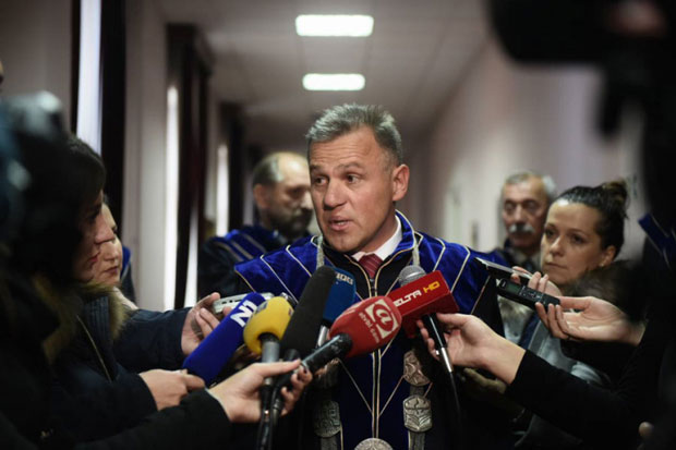 БЛ: Ректор Матаруга поднео оставку