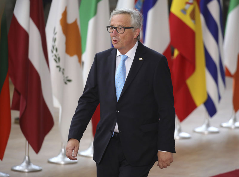 Јункер у Шпанији: Национализми су отров, кажем не сепаратизму