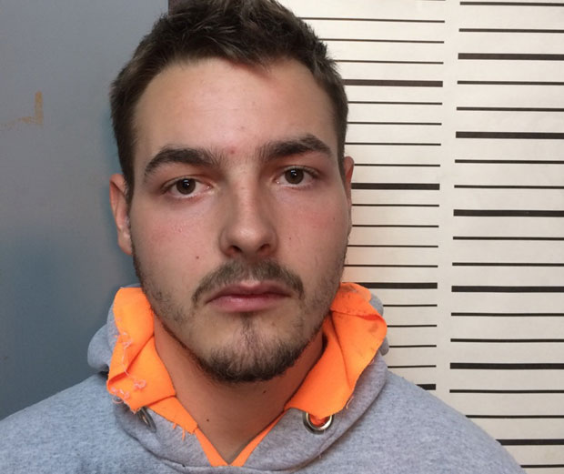 ЛИСИЦЕ ЗБОГ РАЗБОЈНИШТВА: Претио ножем, па отео новац
