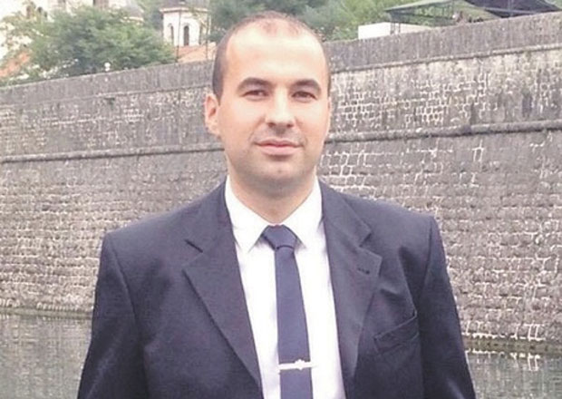 Цепање либерала