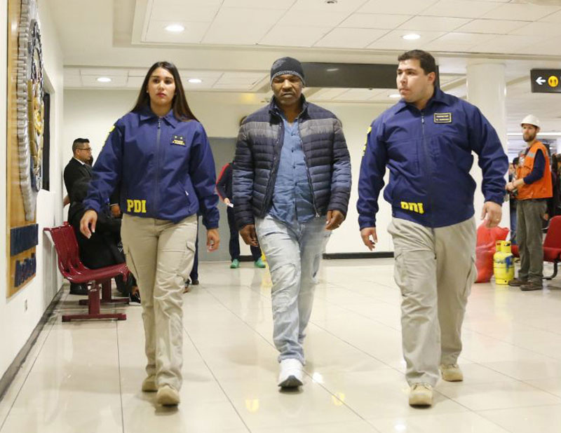 ЗБОГ КРИВИЧНОГ ДОСИЈЕА: Мајку Тајсону забрањен улазак у Чиле