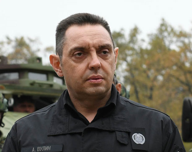 Вулин честитао Дан јединица за електронска дејства и Дан ВМЦ Нови Сад