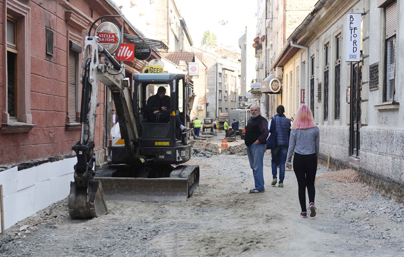  Откуд асфалт у Скадарлији