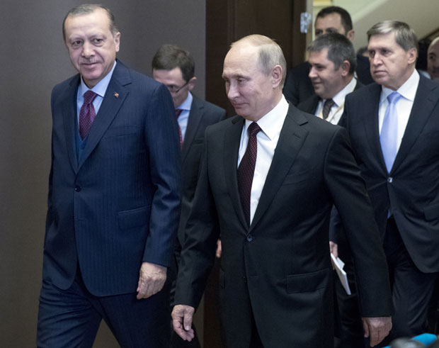 Ердоган: Велесиле да повуку војску из Сирије