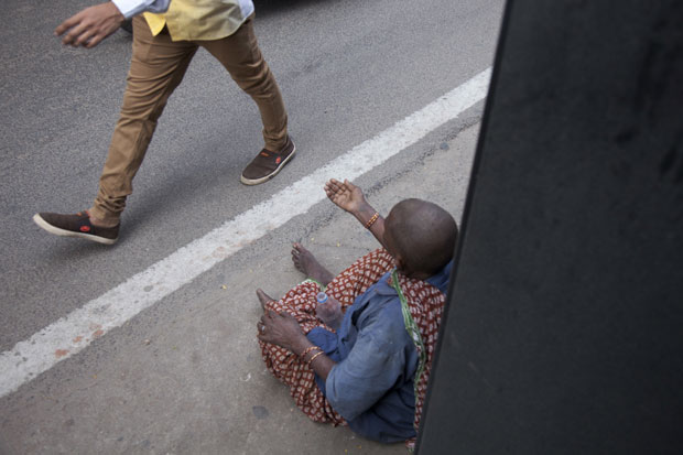 Склонили просјаке да их не види Иванка Трамп (ФОТО)