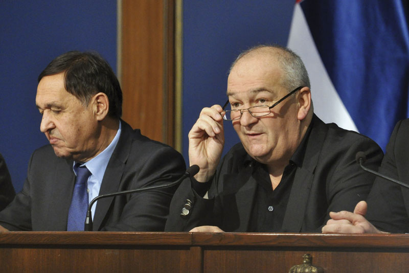 Нема договора за 300.000 запослених