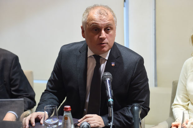 Весић: Програм сениорске картице се успешно развија