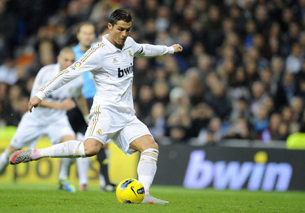 Кристијано Роналдо се враћа на Олд Трафорд