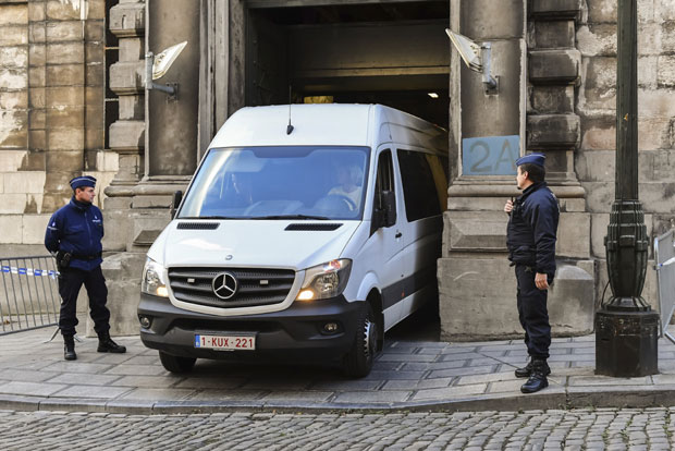 Одложена одлука о Пуђдемону; Рахој: Поштоваћемо сваку одлуку белгијског суда