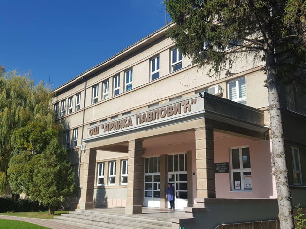 Ускоро часови у Иван Кули