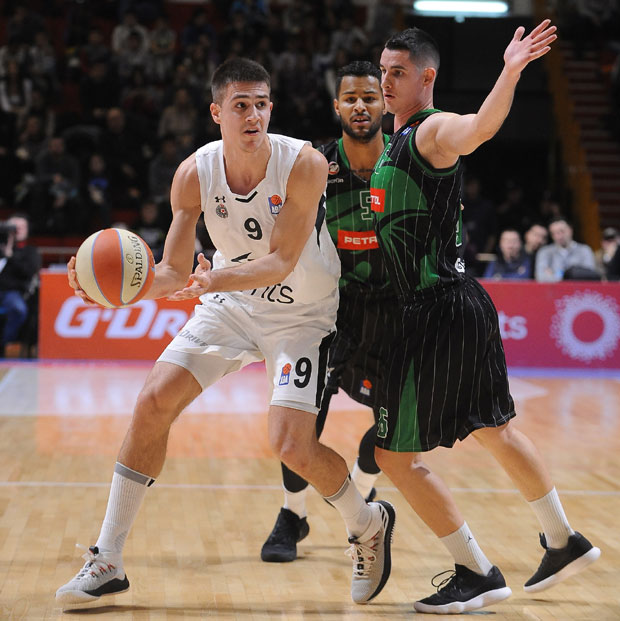 Маринковић после кикса против Олимпије: Морамо да будемо тим!