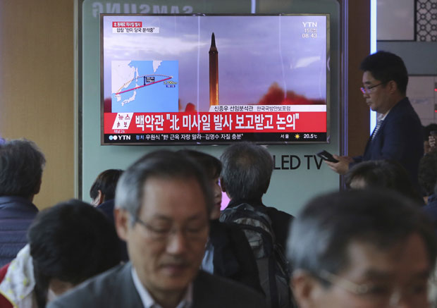 СЕУЛ УПОЗОРАВА: Северна Кореја ове године мозе да развије ракету до САД