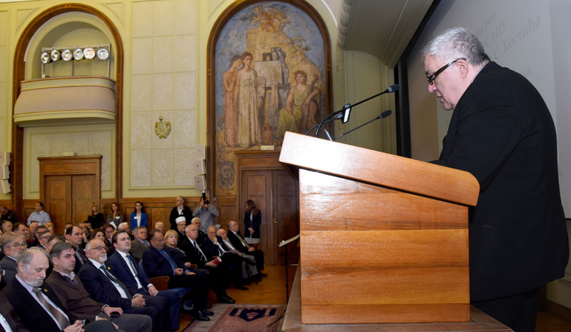 Костић: Академија није странка