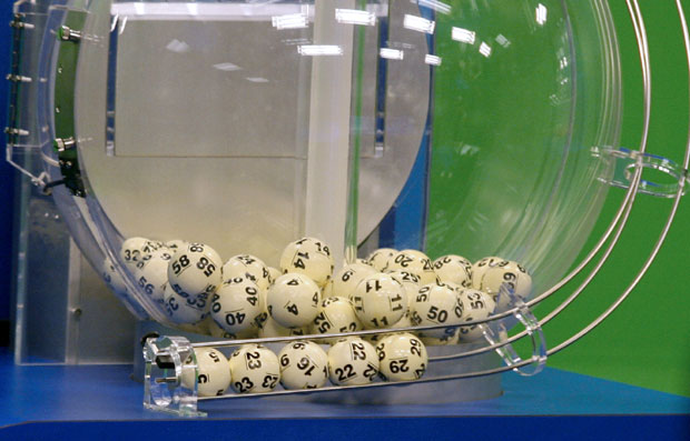 Закон о коцки у ЦГ ипак у марту