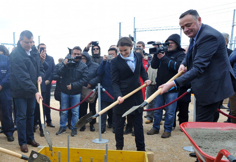 Шпијунка: Добар и ашов