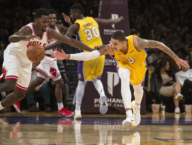 НБА: Без Срба на паркету, Лејкерси од минус 19 до победе над Чикагом