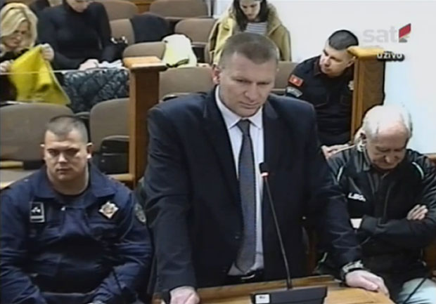 Катнић поцепао доказ