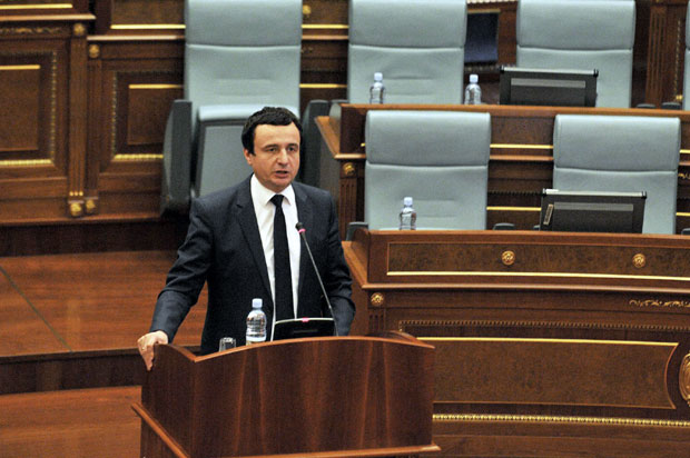 Једномесечни притвор за Куртија и још две посланице