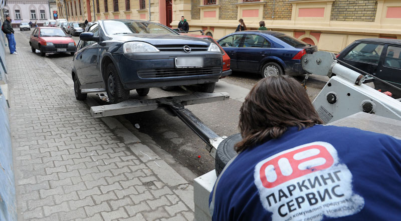 Кад плаћате паркинг пазите на свако СМС слово