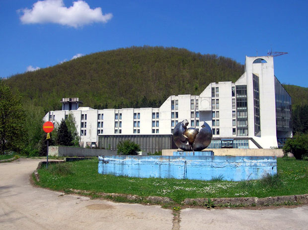 Милиони евра пропадају у бањама