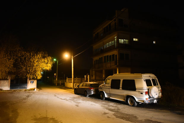 Дилери пали у Јајинцима