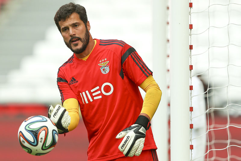 СВИЛАР МУ ПРЕУЗЕО МЕСТО: Жулио Сезар напустио Бенфику