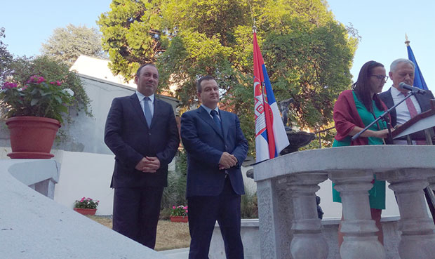 Путовања министра иностраних послова БиХ на стубу срама