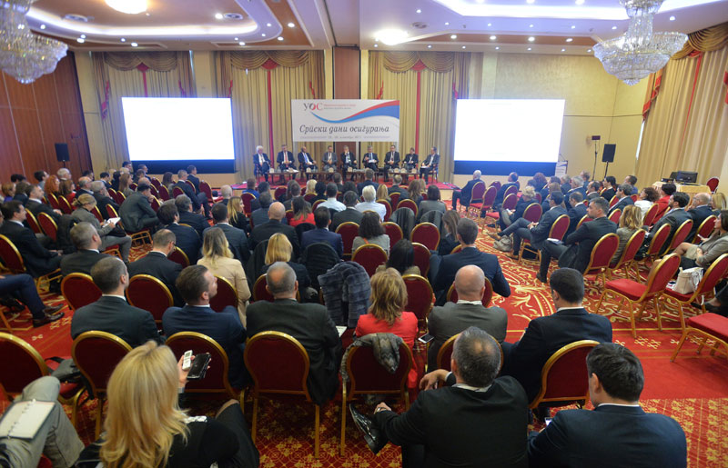 Премије могу још много да расту