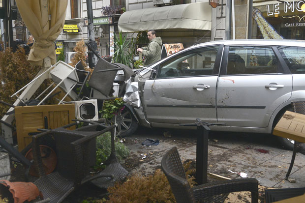 Оптужница против помахниталог возача из Змај Јовине