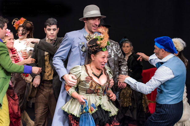 Рапсодија на сцени