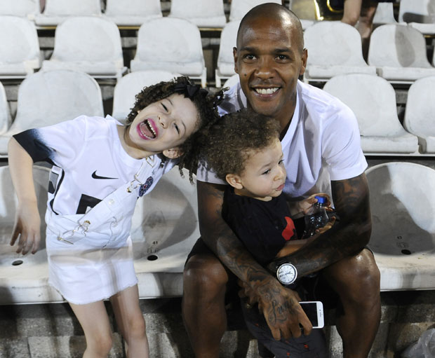 Евертон: Да прођу Бразил и Србија