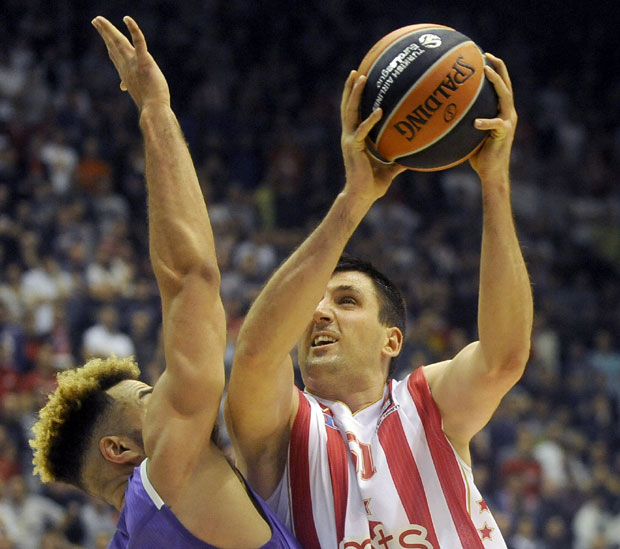 КРАЈ: Реал Мадрид-Црвена звезда 83:87