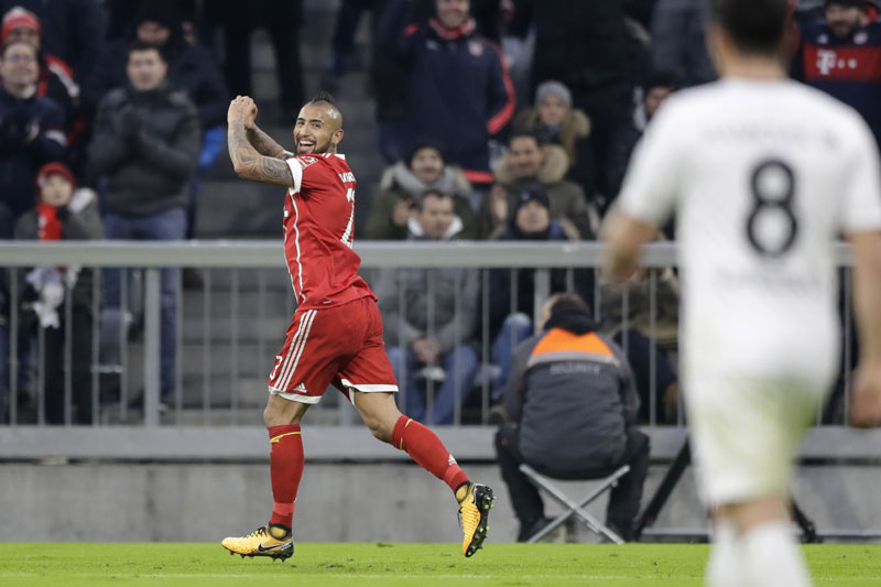 БУНДЕСЛИГА: Бајерн савладао Хановер, Хофенхајм лако са Лајпцигом, Дортмунд у кризи