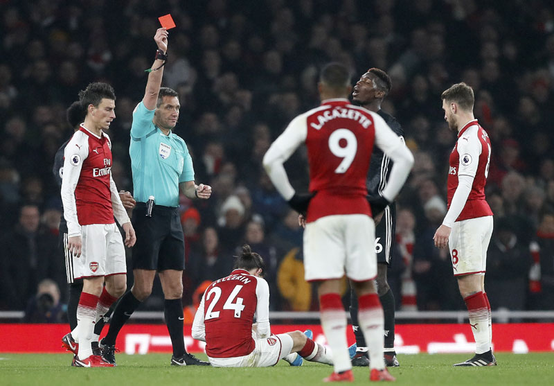 ПЛ: Јунајтеду дерби, Погба искључен, Ливерпул убедљив, Тотенхем посрће