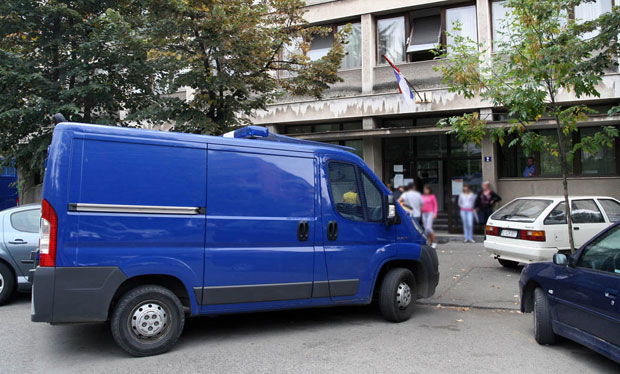 Видовити Милан ојадио лаковерне „чудотворном водом”