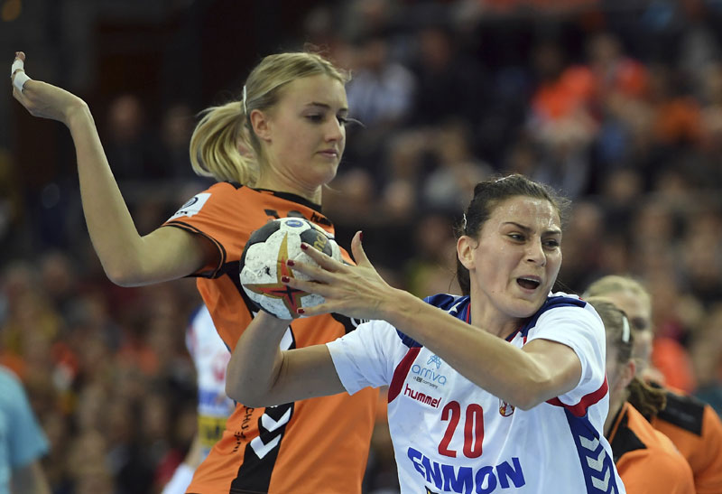 ИСПУСТИЛЕ ПОБЕДУ: Сјајне Српиње у последњим секундама препустиле бод Холандији на СП