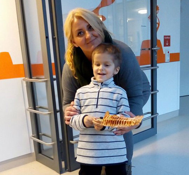 ИЗЛЕЧЕН МАЛИ НИШЛИЈА: Стефан више нема тумор