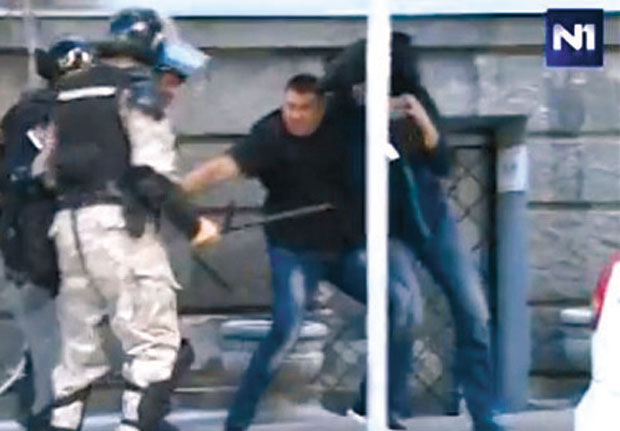 Жандармима за пребијање само условна