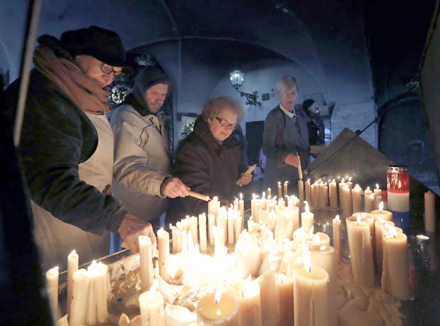 Хрвати пале свеће за Праљка, комеморација у понедељак