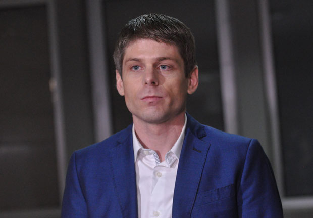 Подела књига Арноа Гујона