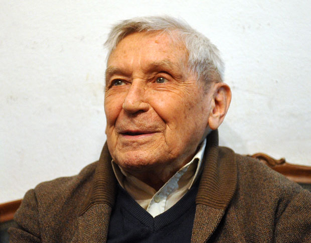 Владети Јеротићу диплома Народни учитељ