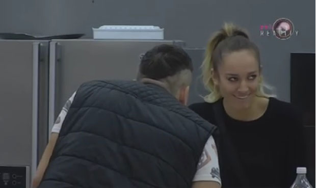 ПОЛУДЕЛА ОД ЉУБОМОРЕ: Слоба и Луна поново у свађи, ово му неће лако опростити! (ВИДЕО)