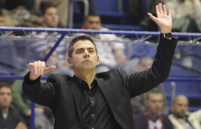 Тренер Цибоне пред меч са Звездом: Морамо показати веру и безобразлук