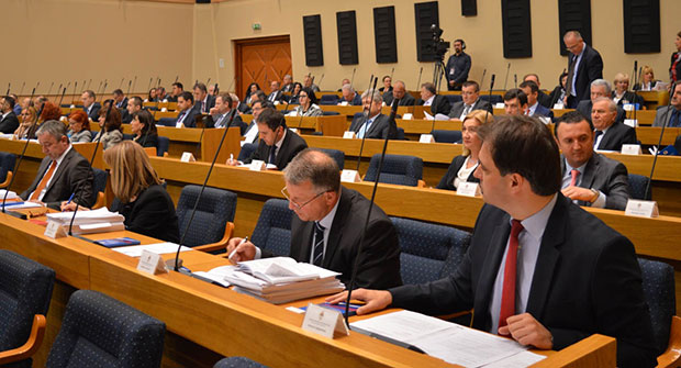 Опозиција напустила заседање Народне скупштине РС