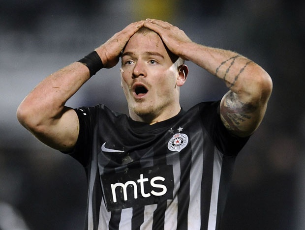 Ожеговић о шанси: Лопта је одскочила, нисам хтео тако да је шутнем; Стојковић открио шта је рекао Суми