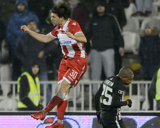 СУДИЈЕ МНОГО ШТИТЕ ЕВЕРТОНА: Стојковић објаснио како га је Бразилац гађао копачком