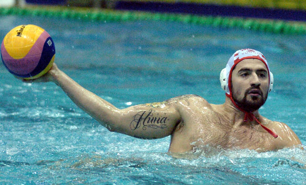 Рађен напустио Звезду и одлази у Грчку