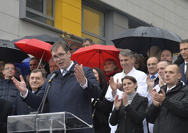 Вучић: Не одустајемо, Србија је показала да може да реши сваки проблем (ФОТО/ВИДЕО)
