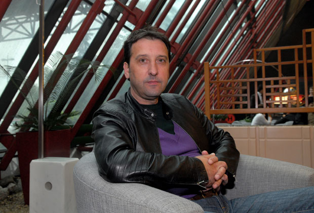 Хари Варешановић спрема изненађење за публику
