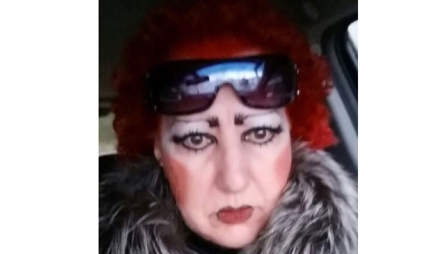 Сликарки одређено тужилачко задржавање, тврди да оружје није њено